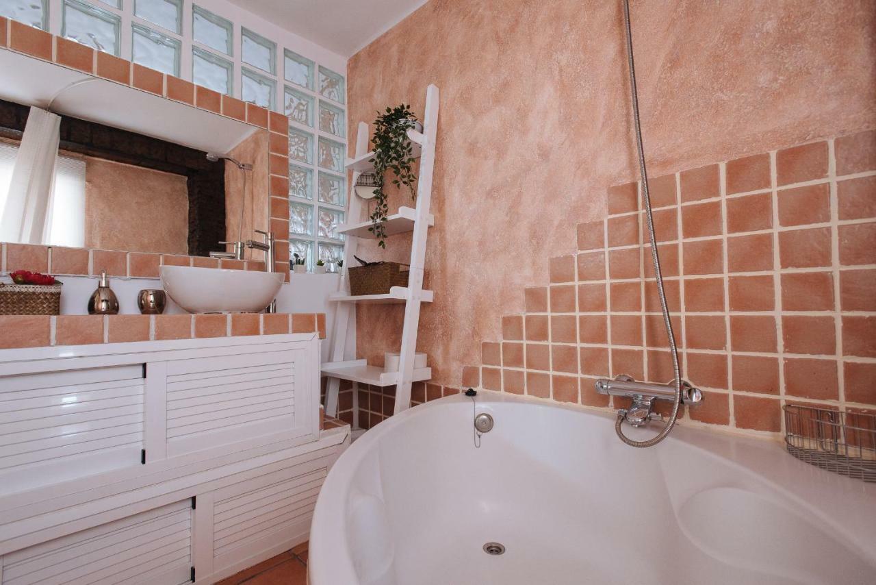 Cozy Attic With Terrace- 1Bd 1Bth- San Vicente Lägenhet Sevilla Exteriör bild