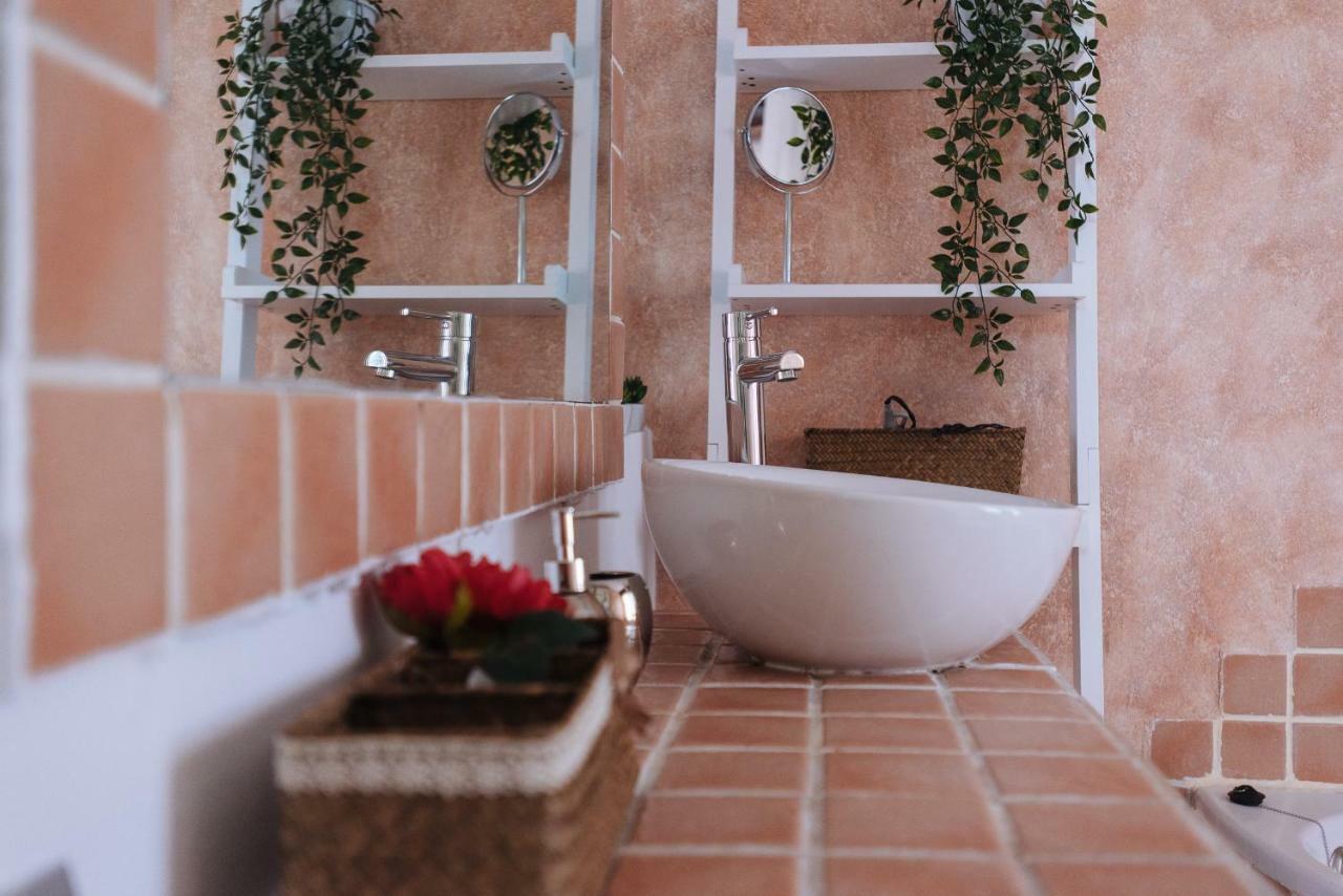 Cozy Attic With Terrace- 1Bd 1Bth- San Vicente Lägenhet Sevilla Exteriör bild