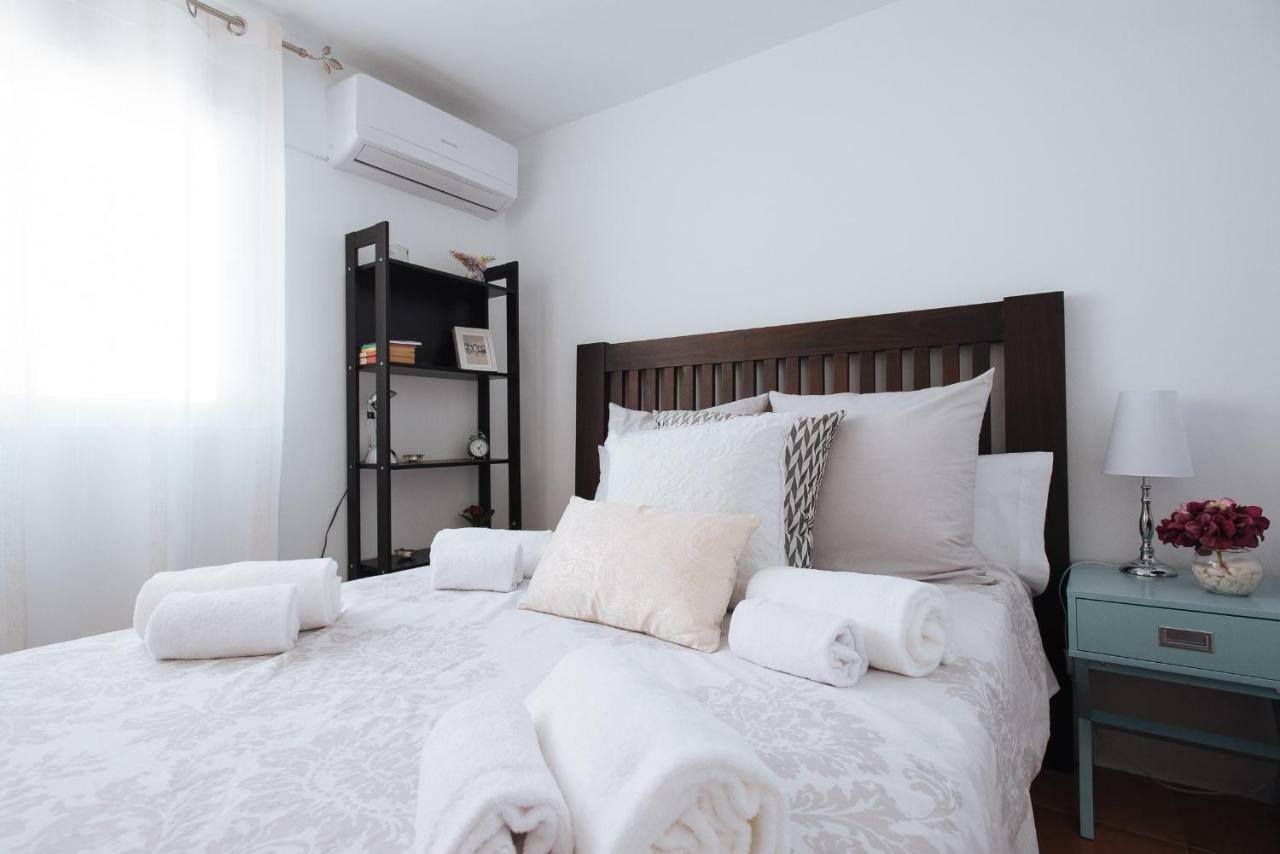 Cozy Attic With Terrace- 1Bd 1Bth- San Vicente Lägenhet Sevilla Exteriör bild